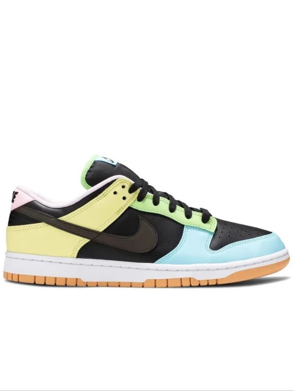 Nike Dunk Low SE 'Free.99 - Black', featuring vibrant, Colors